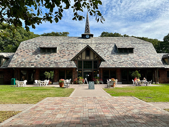 The Hay Barn and Cafe at Planting Fields